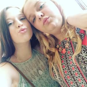 Meet your Posher, Isis